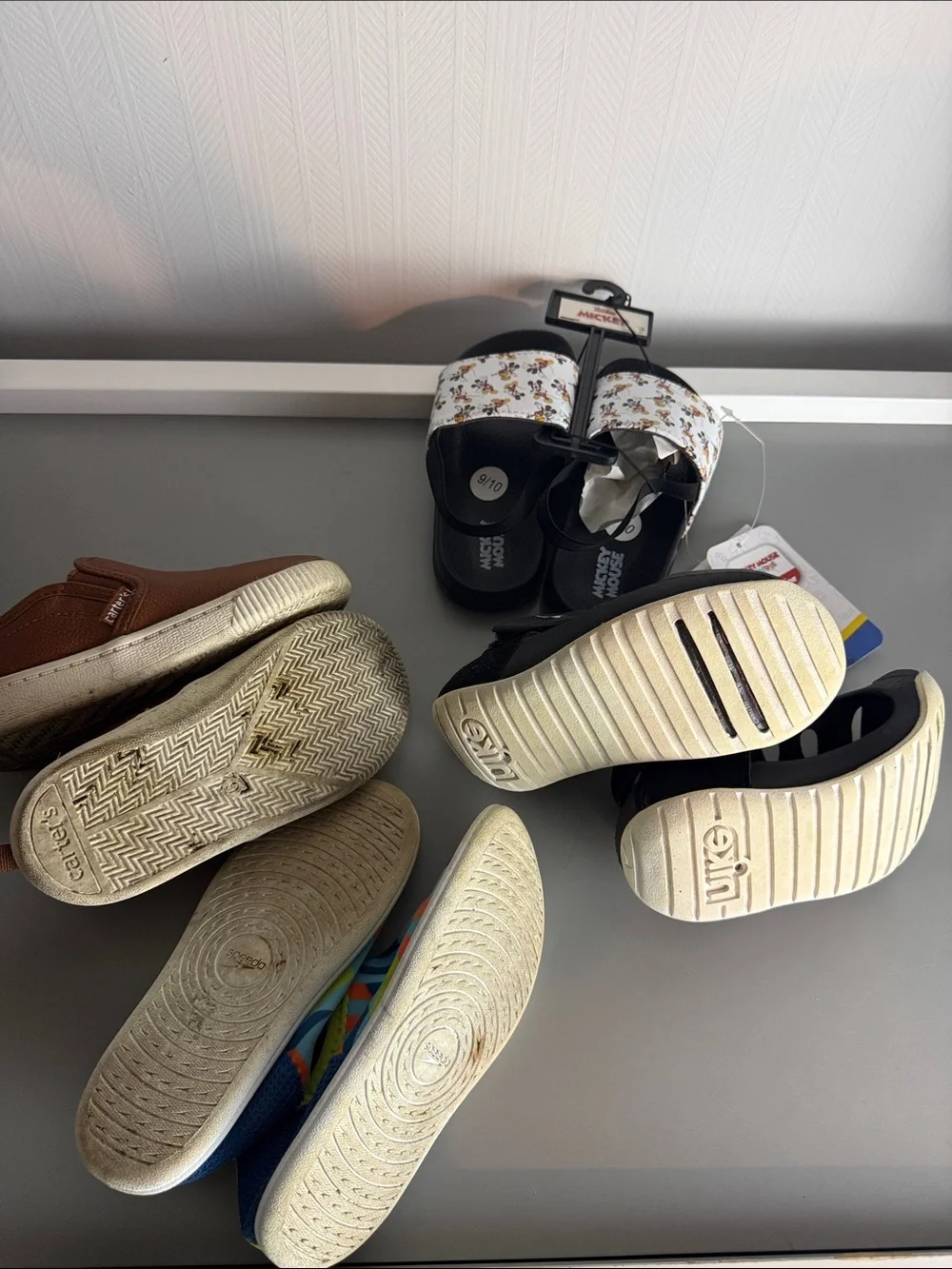 Bundle of Summer Shoes Toddler size 9 Nike Sunray Sandals Black/White SZ 9c